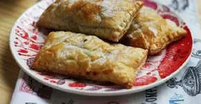 Aprenda a fazer folhado de maçã com uma receita fácil