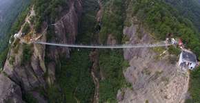 China inaugura a maior ponte de vidro do mundo