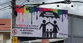 Igreja expõe outdoor com mensagem homofóbica no ES