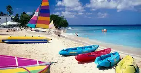 Home office no Caribe: ilha oferece visto de trabalho na pandemia