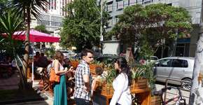 BH ganha seu primeiro parklet na Savassi