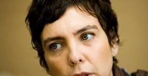 Adriana Calcanhotto perdeu sua esposa – e não sua ‘companheira’