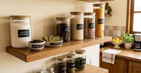 Chega de formigas na despensa: existe uma erva que as afasta, e você provavelmente já tem em casa