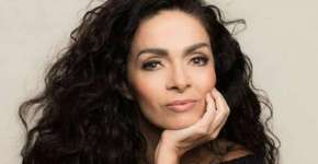 Claudia Ohana posa ao lado da filha e impressiona pela semelhança