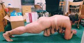 Mulher que perdeu 81 kg faz vaquinha para tirar excesso de pele