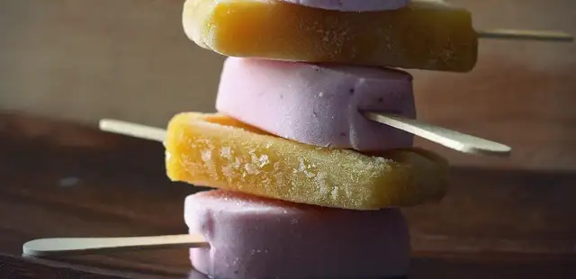 Picolé de frutas refrescante; aprenda a fazer