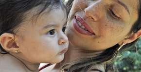 Mães que trabalham fora podem ser mais ativas na educação dos filhos; veja dicas