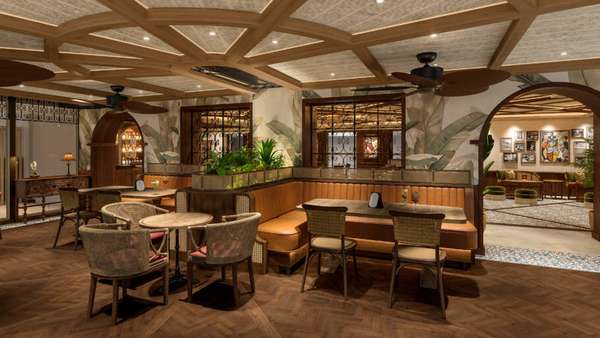 Interior do lounge bar Viva La Musica, do MSC World Atlantic