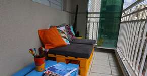 Aprenda a montar um sofá com pallets para sua casa