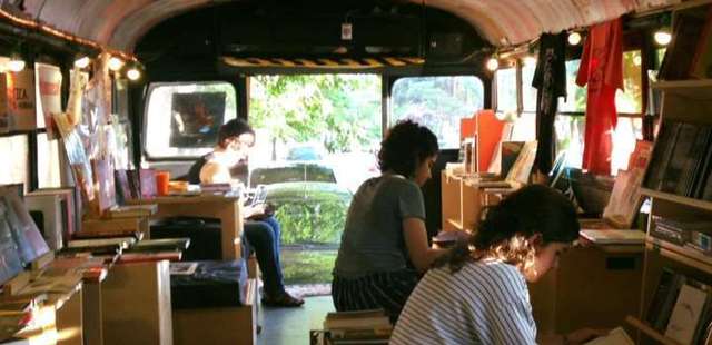 Lugares incríveis (e nada óbvios) para ler com as crianças