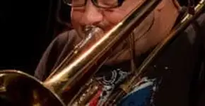 Bocato se apresenta no Instrumental Sesc Brasil