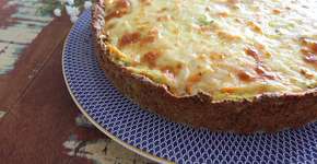 Quiche de couve-flor: versão vegetariana com pouco carboidrato