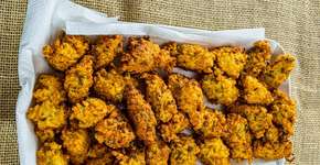 Aproveite as sobras de arroz cozido para fazer estes bolinhos viciantes