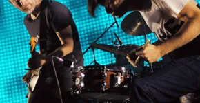 Graças ao TikTok, banda de rock volta ao ranking Top 100 com uma música de três décadas atrás