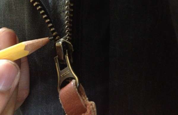 Grafite faz o zíper emperrado deslizar 