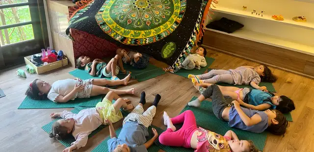 Yoga Kids todas as sextas-feiras