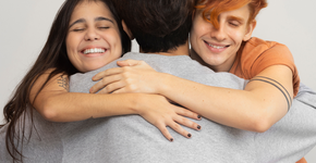 15 hábitos que fazem as pessoas gostarem de você na hora