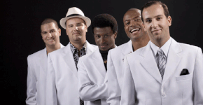 Quinteto em Branco e Preto se apresenta no Teatro do Sesi