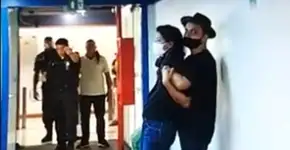 Repórter da Globo é mantida refém após homem armado invadir emissora