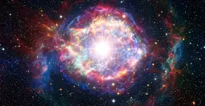 Uma estrela explodiu, dividiu-se em duas e depois colidiu novamente em poucas horas, deixando uma assinatura dupla que intriga os astrônomos