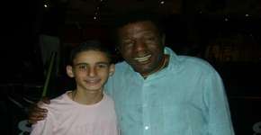 Conheça o rei dos fã-clubes