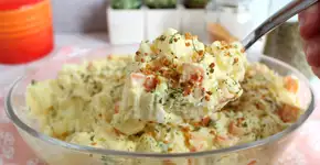 Salada de batata prática e rápida