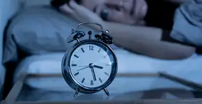 Por que a falta de sono pode aumentar os sintomas de ansiedade?