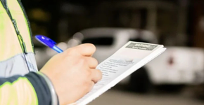 Se você usa esse acessório no carro, você pode levar multa da polícia