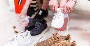 Mega liquida Netshoes: leve 2 tênis por R$ 99