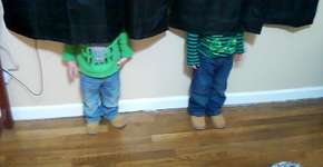 Saiba por que as crianças são as campeãs do esconde-esconde