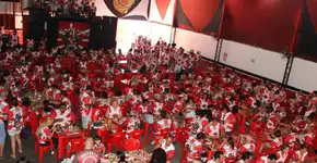 Feijoada na quadra da Escola de Samba Dragões da Real