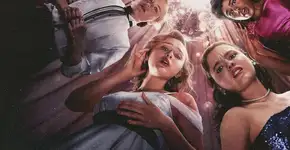 Novo terror da Netflix transforma baile de formatura em verdadeiro pesadelo