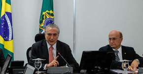 Temer articula manter foro privilegiado para deputado investigado