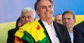 Bolsonaro volta a ironizar tamanho de órgão de japoneses