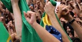 Força revolucionária dos jovens é tema de evento na PUC