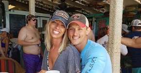 Mulher pede para internautas apagarem homem de foto…