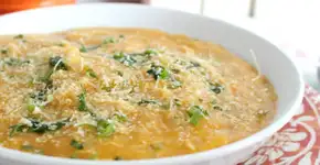 Sopa de batata com frango: um prato saboroso e rápido que vai te surpreender