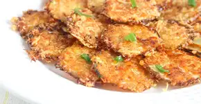 Chips de abobrinha supercrocantes e de-li-ci-o-sos