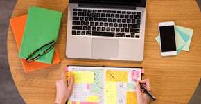 Aula digital requer mais do que computador e professor do outro lado