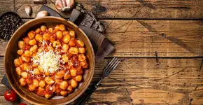 Nhoque recheado com queijo irresistível e fácil de fazer