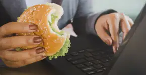 Engordou na quarentena? Entenda por que isso não é um problema