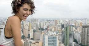 Bruna Caram se apresenta na Livraria Cultura