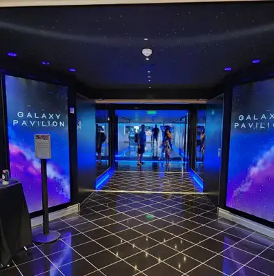 Entrada da Galaxy Pavilion 