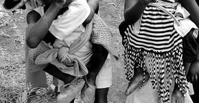 Projeto colaborativo leva câmeras fotográficas para crianças no Quênia