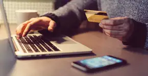 Ebay tem milhões de itens por menos de 10 dólares e frete grátis