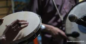 Projeto do Coletivo Sarau na Quebrada traz  uma série de encontros virtuais exaltando o samba na periferia