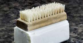 Saiba como fazer fazer sabão caseiro na garrafa PET