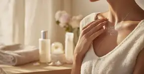 O truque das celebridades para um decote jovem e iluminado