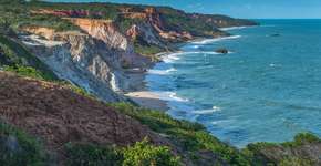Falésias e mar azulzinho: Estas são as 3 praias mais bonitas do litoral sul da Paraíba