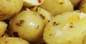 Batata calabresa: aperitivo de boteco na sua casa